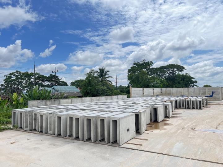 รางระบายน้ําคอนกรีตสําเร็จรูป